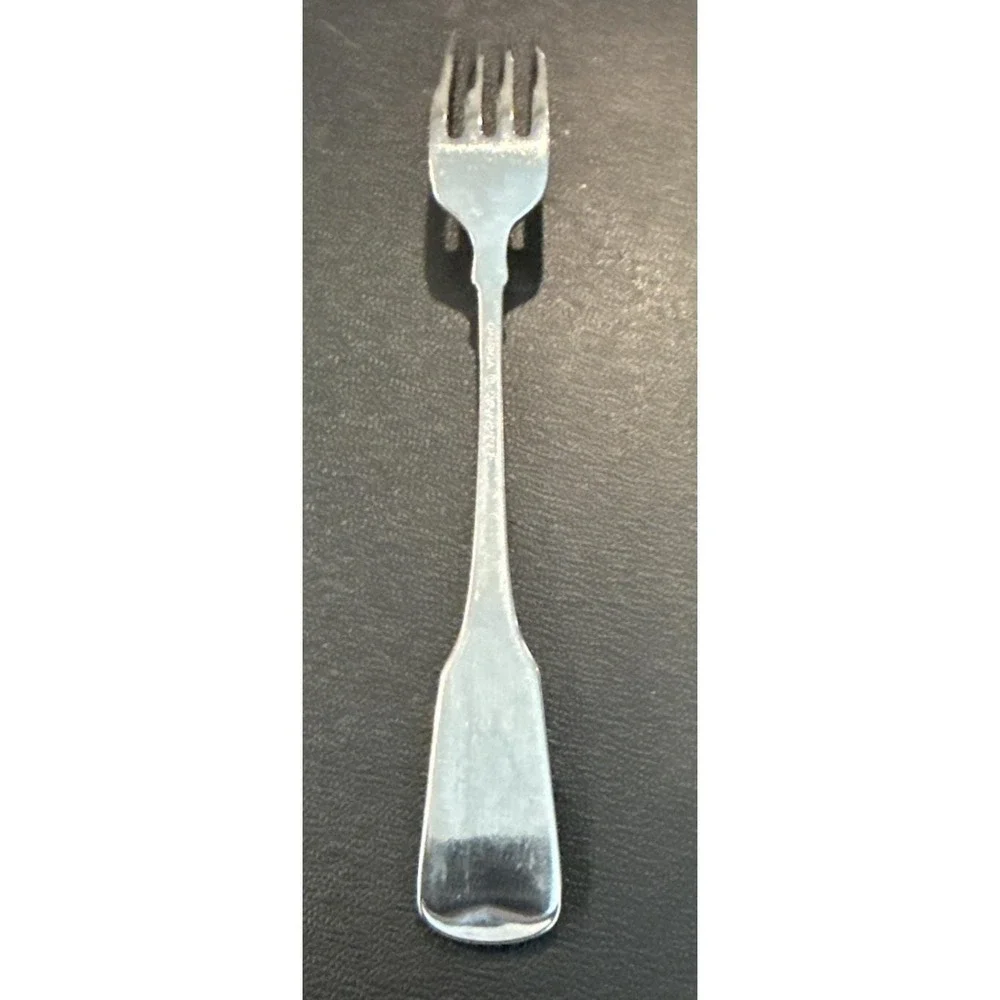 Oneida Cube Sandhurst Dinner Fork Stainless Steel‎ Flatware
